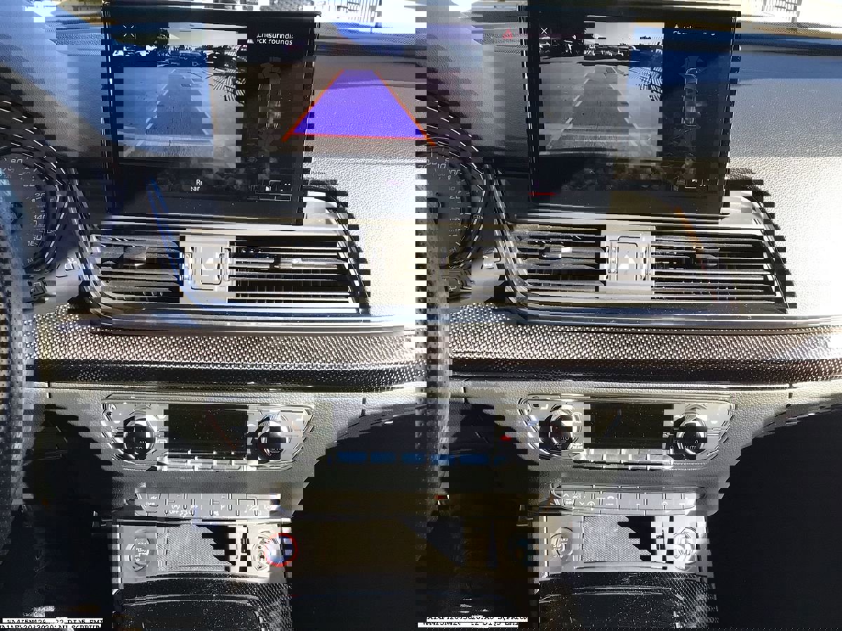 Used 2022 Audi SQ5 Premium image 9