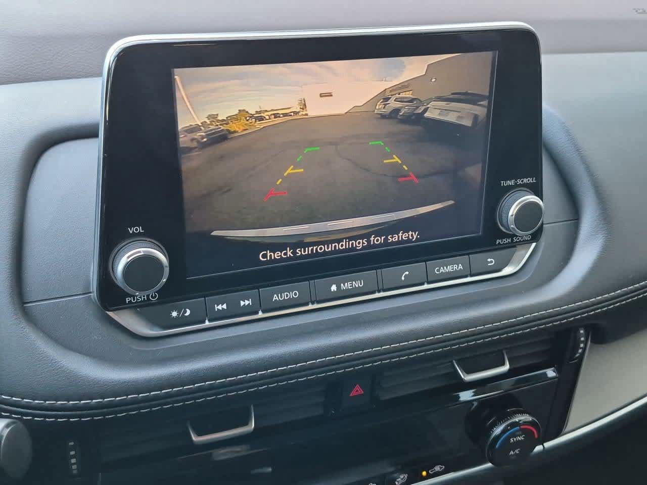 Used 2022 Nissan Rogue SV FWD image 28