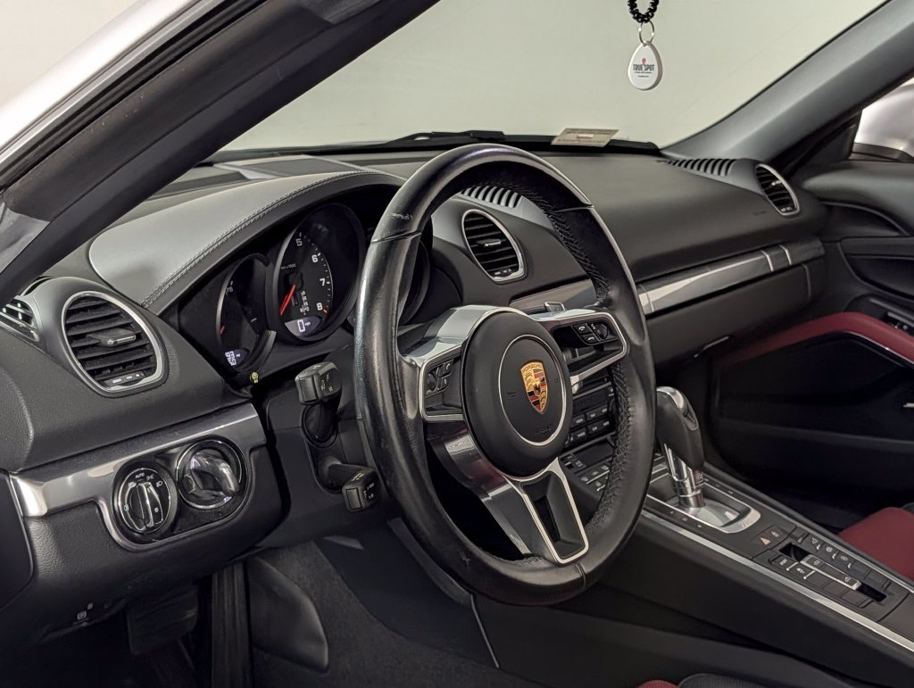 Certified 2019 Porsche 718 Boxster RWD image 4