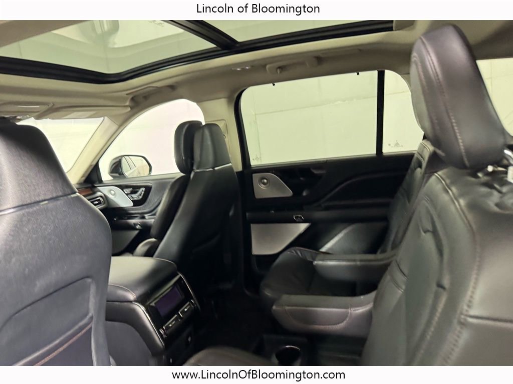 Certified 2022 Lincoln Aviator Reserve w/ Equipment Group 201A image 36