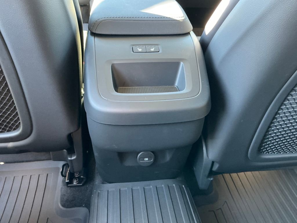 New 2026 Volvo XC60 B5 Plus w/ Protection Package Premier image 13