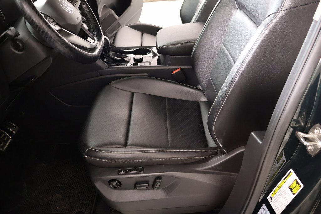 Used 2021 Volkswagen Atlas SEL R-Line image 12