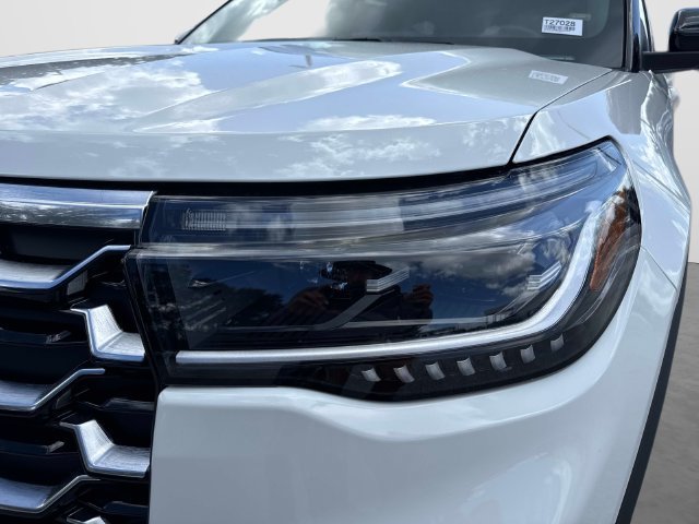 New 2027 Ford Explorer Platinum RWD image 10