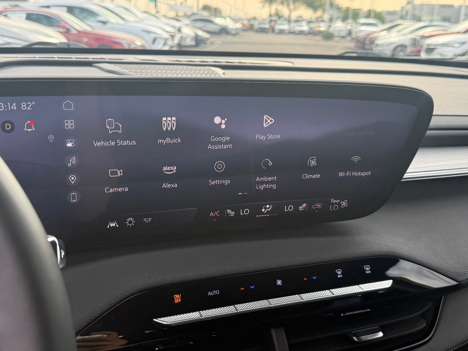Used 2025 Buick Enclave Preferred FWD image 18