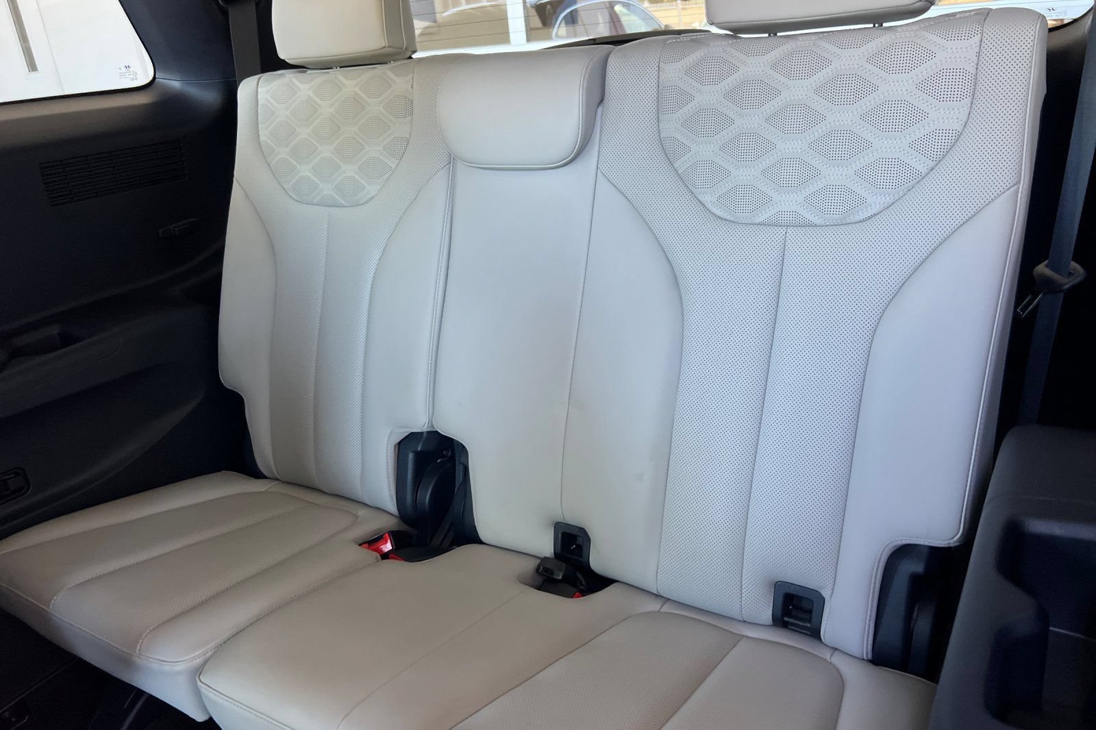 Used 2022 Hyundai Palisade Calligraphy FWD image 18
