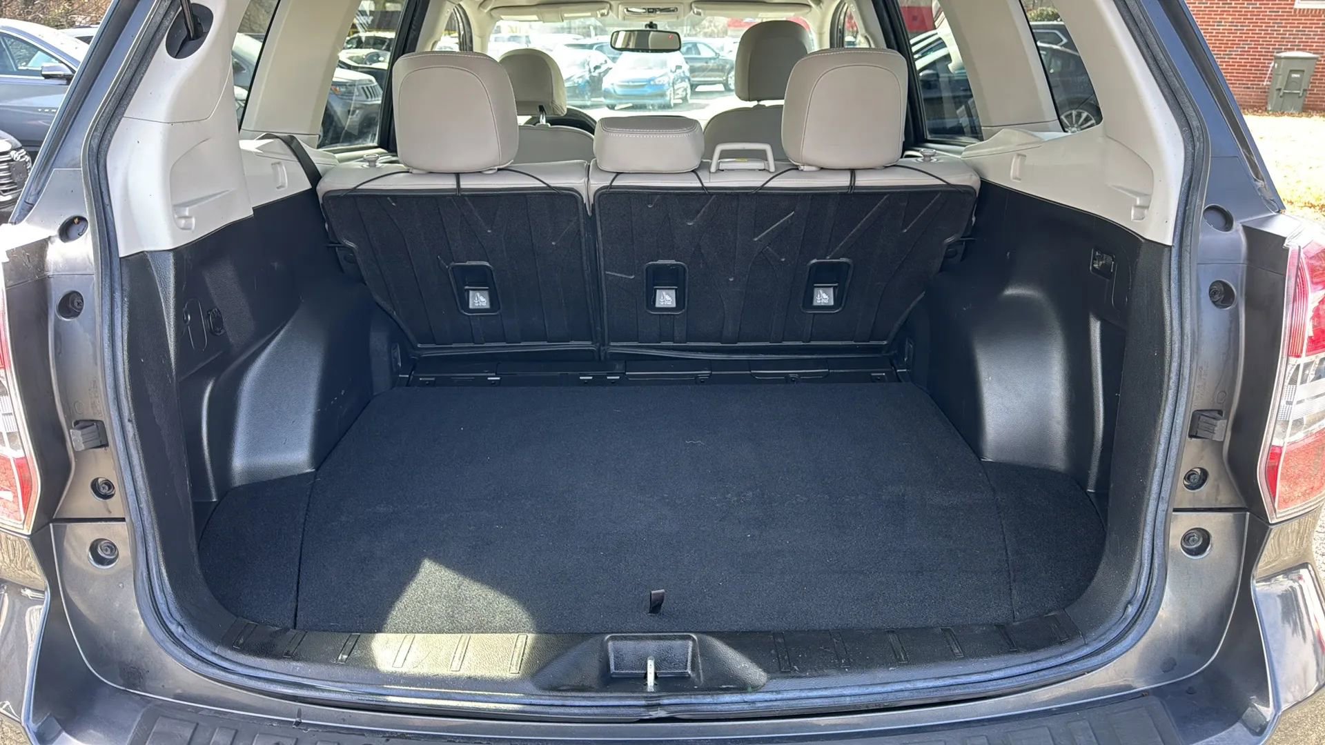 Used 2016 Subaru Forester 2.5i Limited image 13