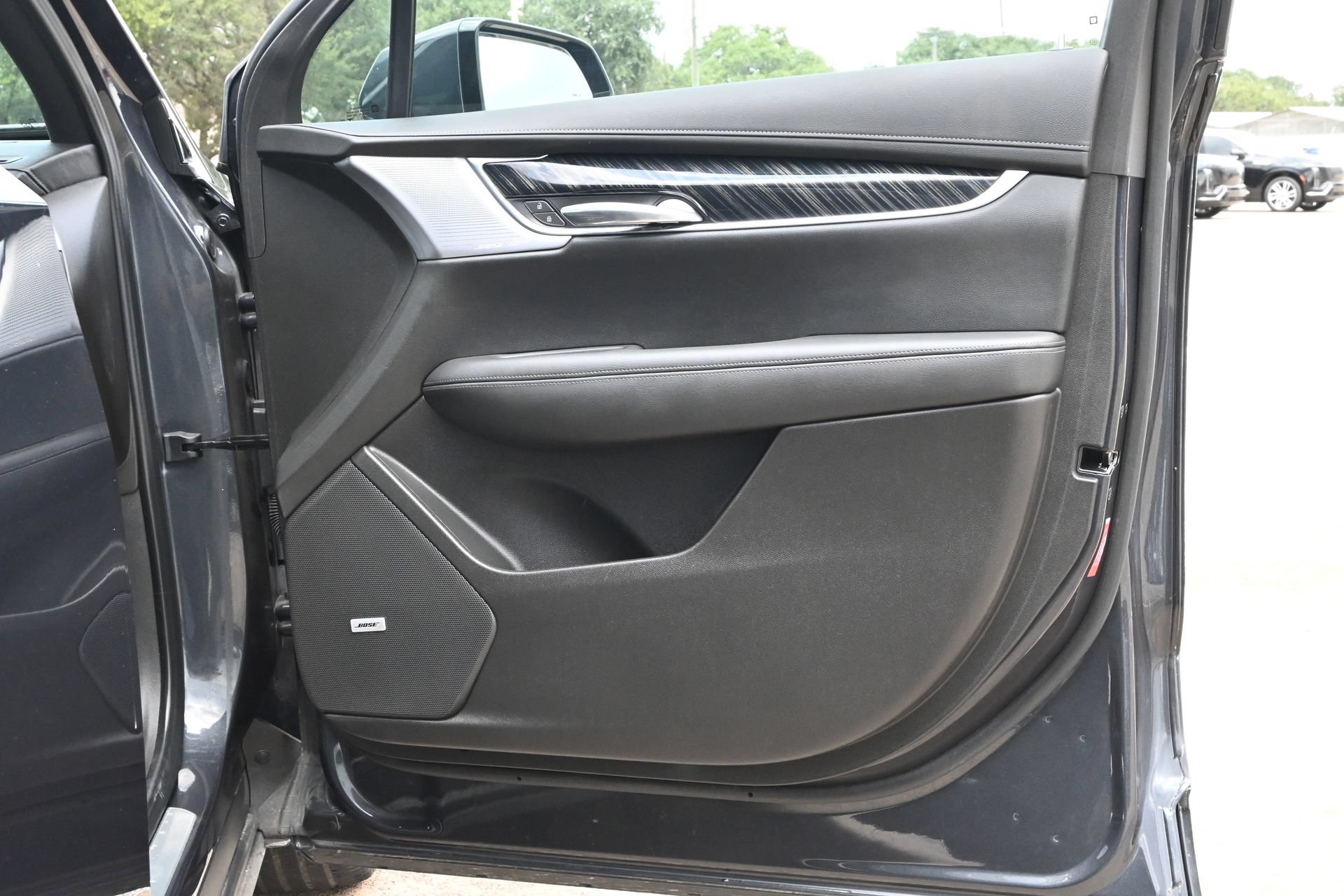 Certified 2023 Cadillac XT6 Premium Luxury w/ Technology Package AWD/4WD image 25