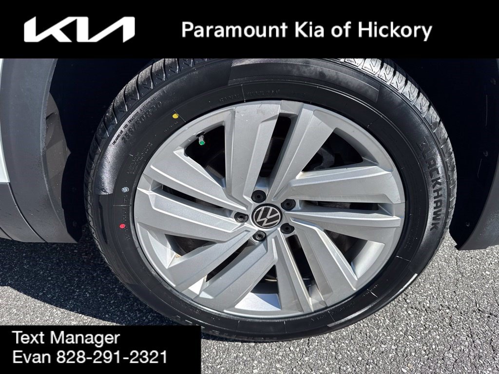 Used 2022 Volkswagen Atlas Cross Sport SE AWD/4WD image 9