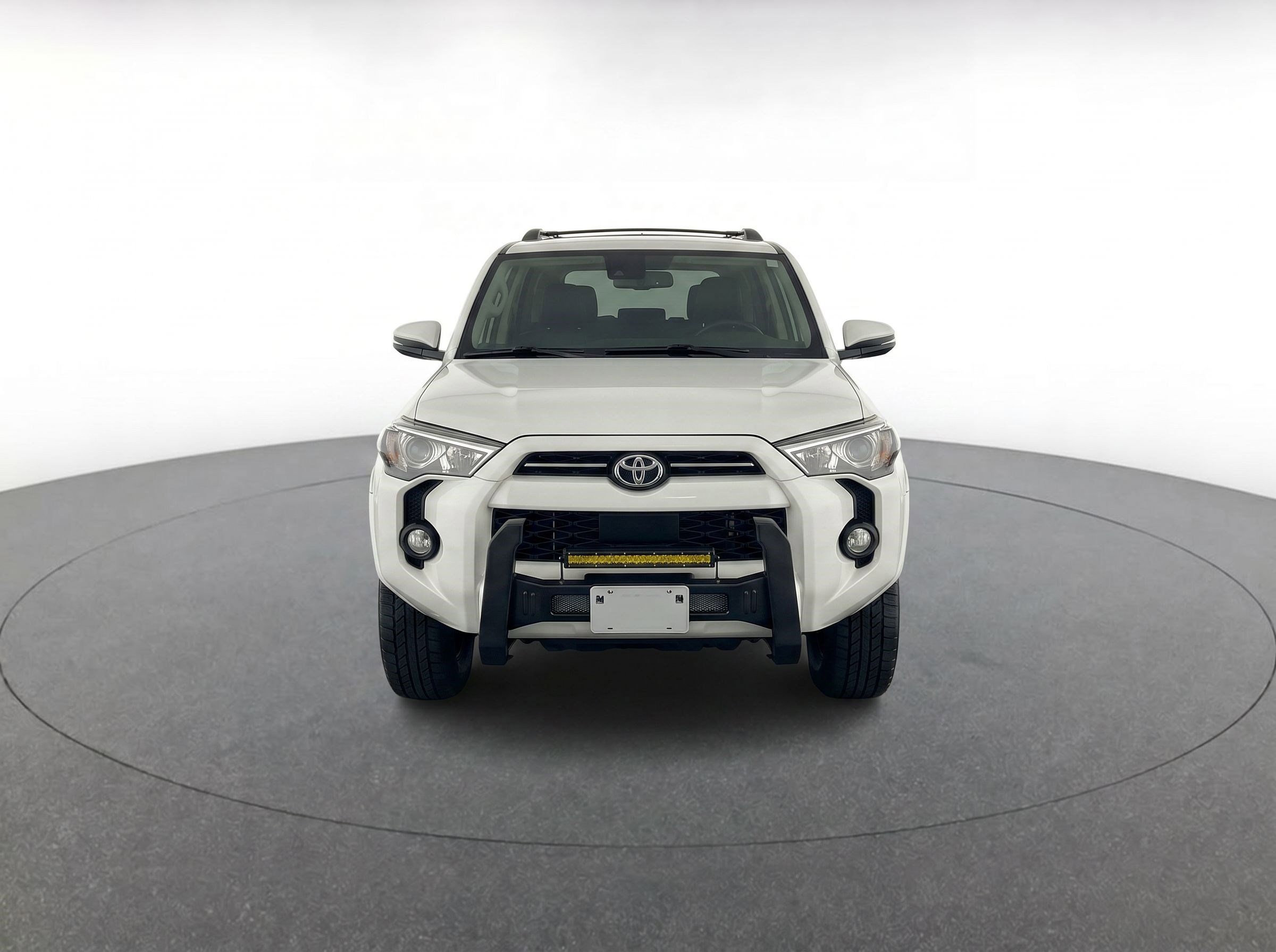 Used 2022 Toyota 4Runner SR5 AWD/4WD image 5