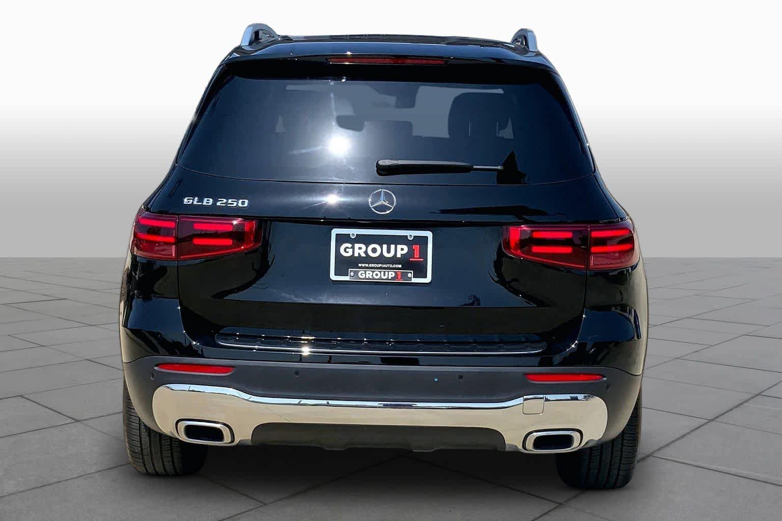 Used 2024 Mercedes-Benz GLB 250 image 5