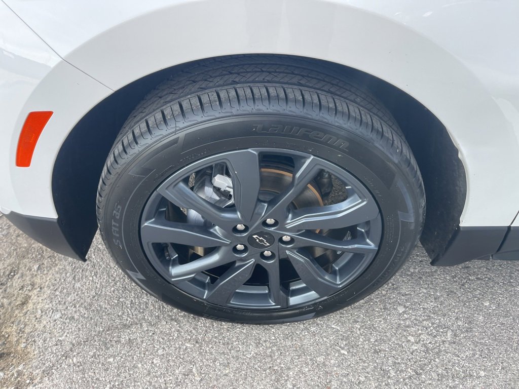 Certified 2023 Chevrolet Equinox RS w/ RS Leather Package image 9