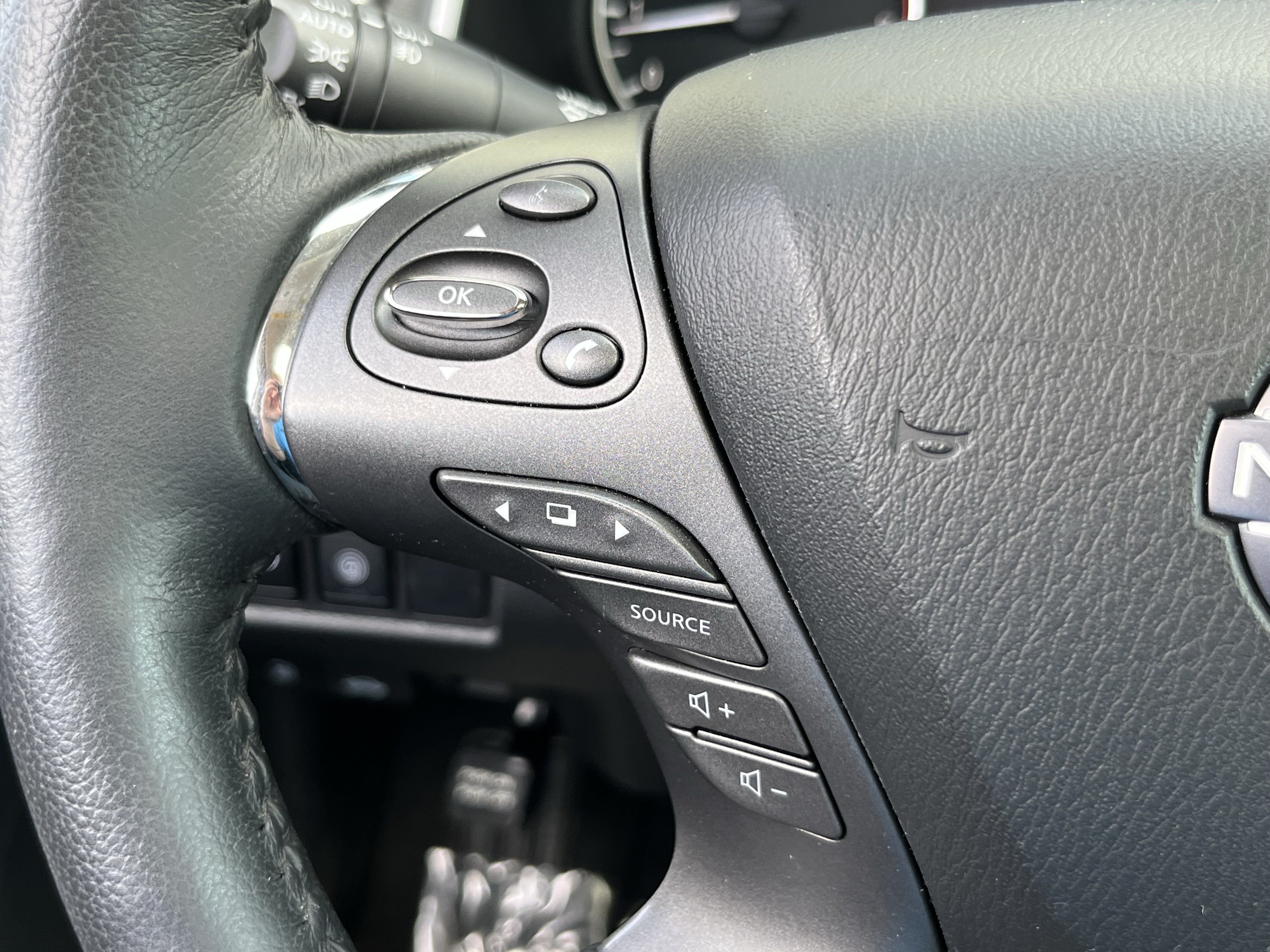 Used 2023 Nissan Murano SL w/ SL Moonroof Package AWD/4WD image 26