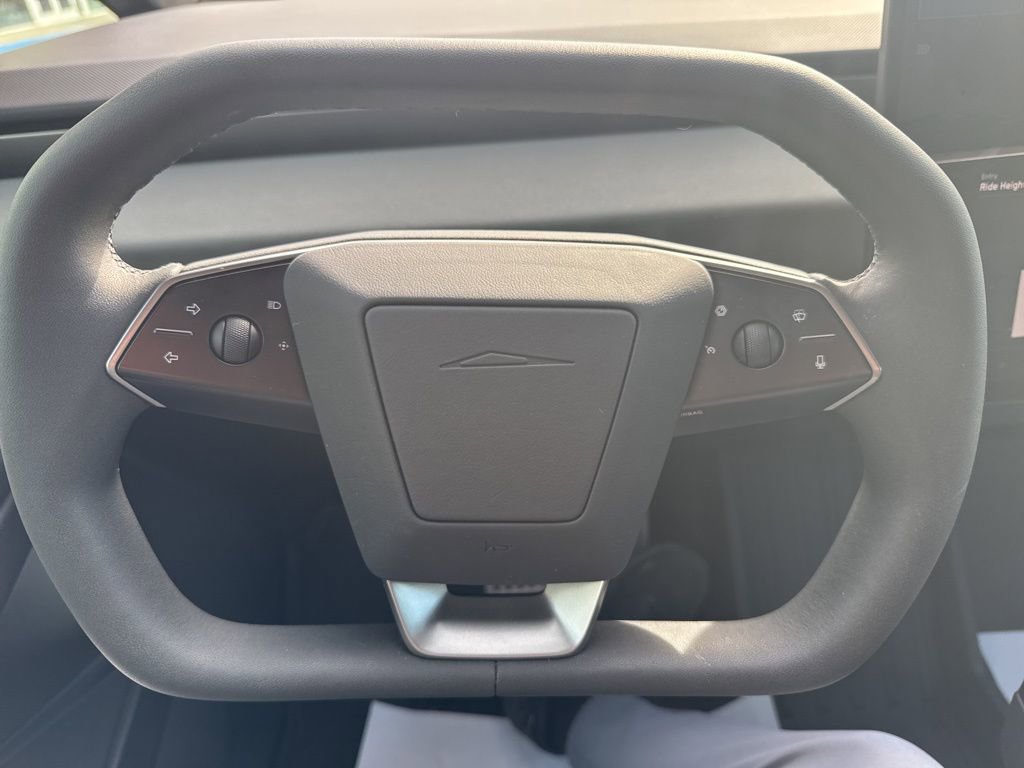 Used 2025 Tesla Cybertruck AWD Crew Cab image 12