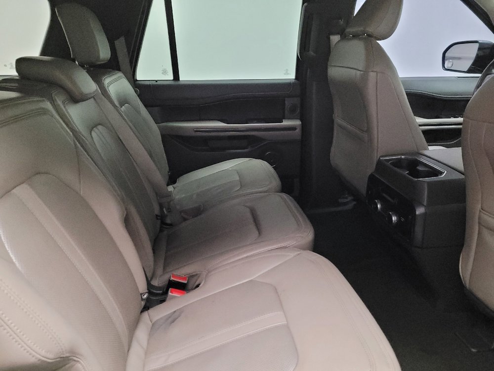 Used 2021 Ford Expedition Max Limited AWD/4WD image 19