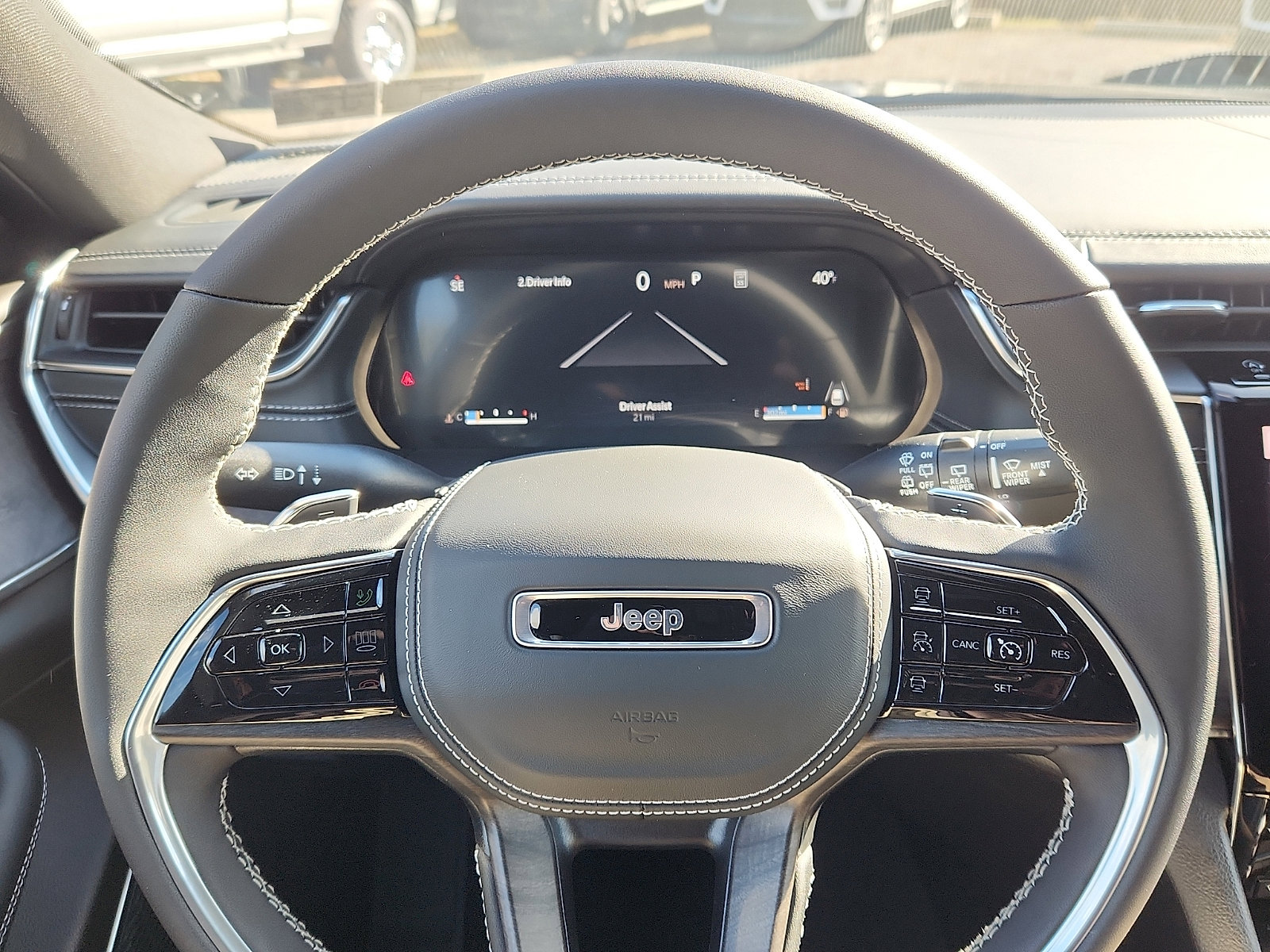 New 2025 Jeep Grand Cherokee Overland w/ Trailer Tow Package image 14