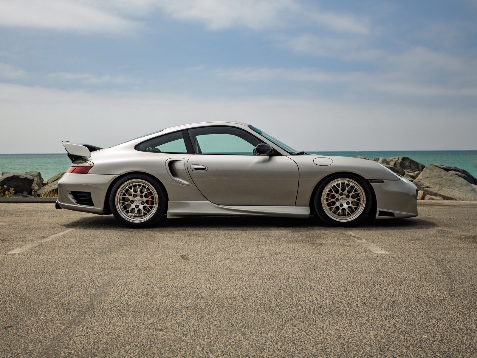 Used 2001 Porsche 911 Turbo AWD/4WD image 4