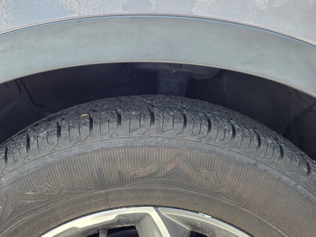 Used 2020 Honda CR-V EX image 29