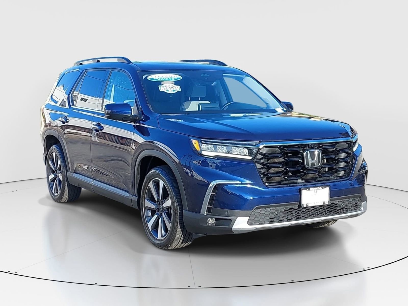 Certified 2023 Honda Pilot Elite image 3