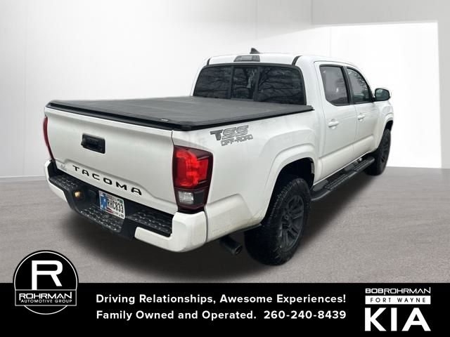 Used 2019 Toyota Tacoma SR image 4