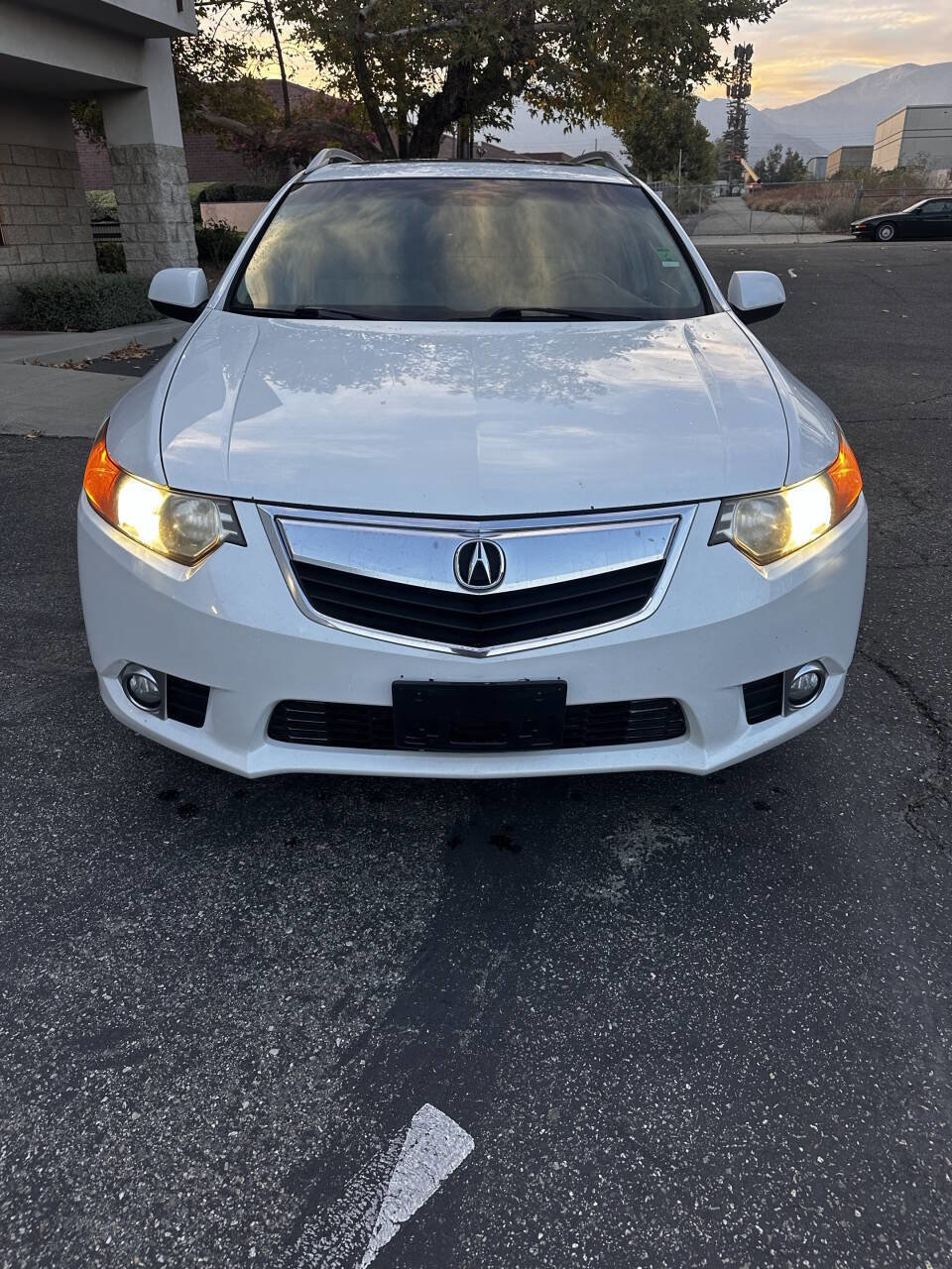 Used 2012 Acura TSX Sport Wagon image 9