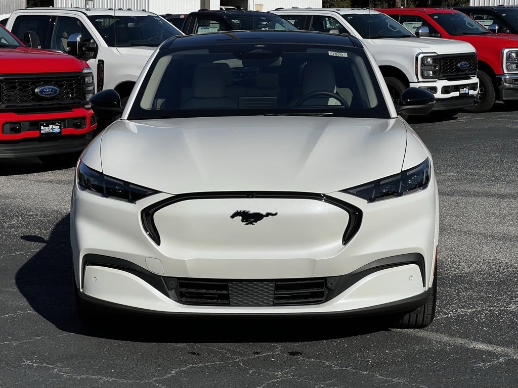New 2025 Ford Mustang Mach-E Premium image 8