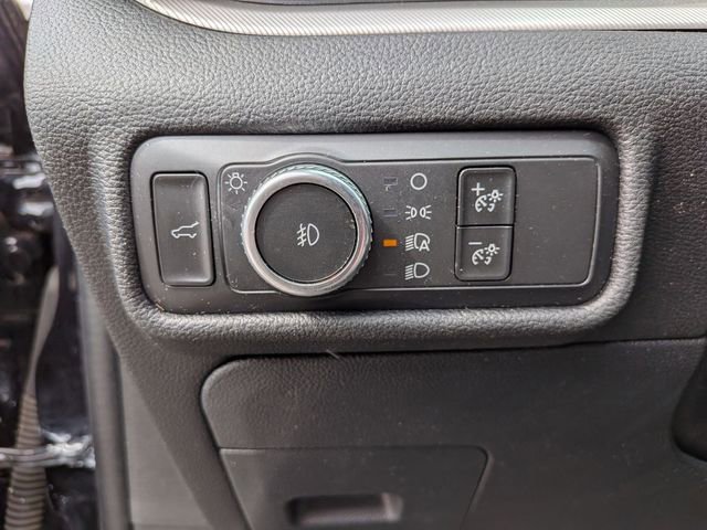 Certified 2021 Ford Explorer XLT w/ Equipment Group 202A image 14