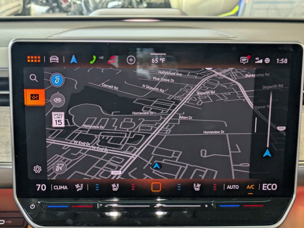 New 2025 Volkswagen ID. Buzz Pro S Plus image 18