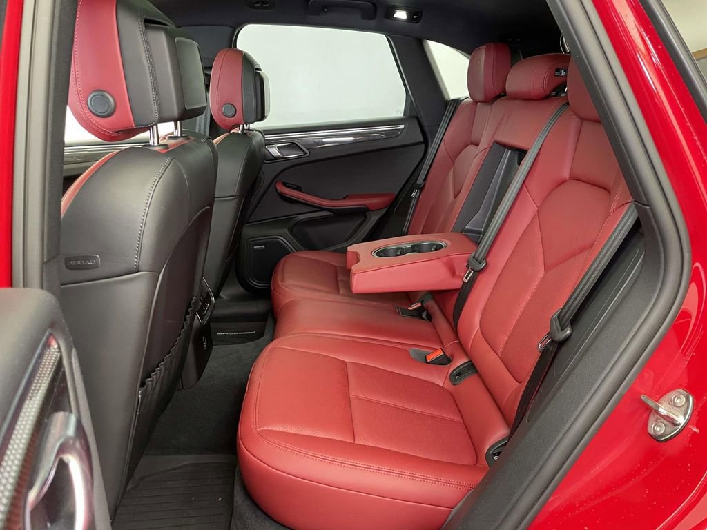 Certified 2022 Porsche Macan GTS image 19