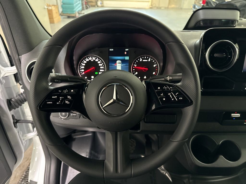 New 2025 Mercedes-Benz Sprinter 3500 image 34