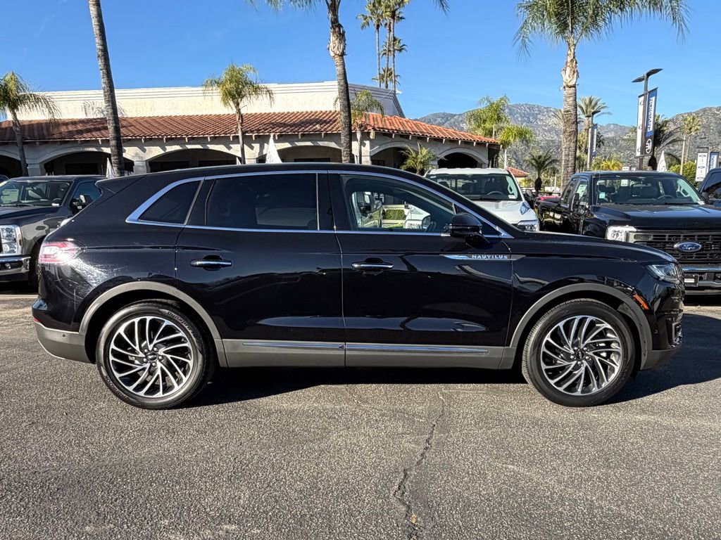 Used 2019 Lincoln Nautilus Reserve image 9