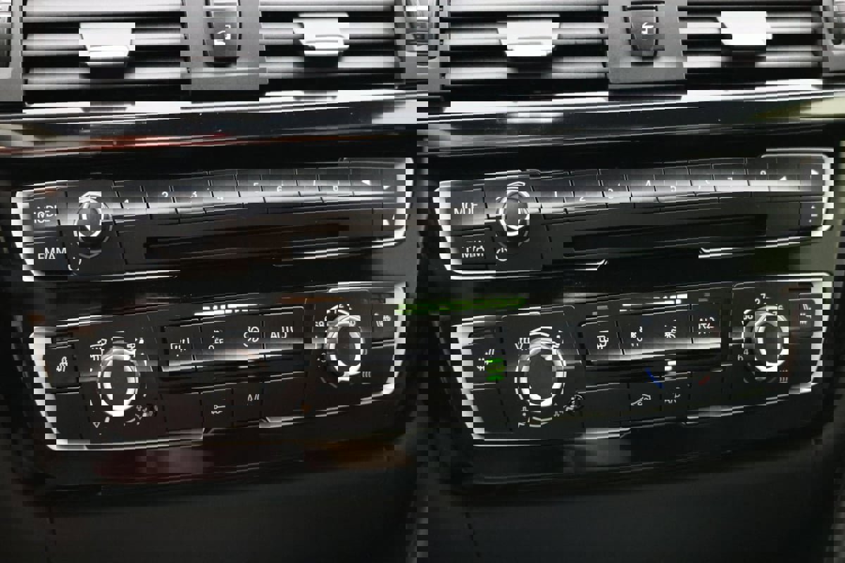 Used 2019 BMW M4 CS w/ Executive Package image 29