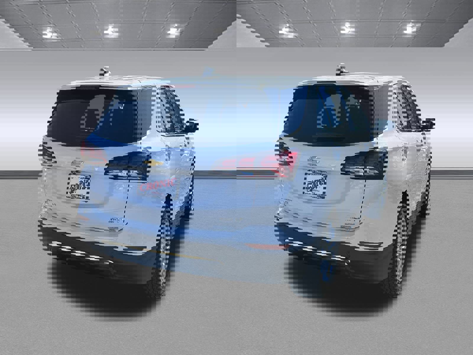 Used 2024 Chevrolet Equinox LT image 3