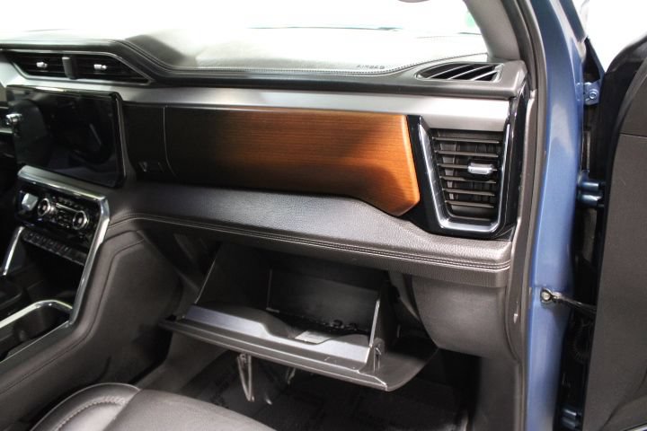 Used 2025 GMC Sierra 1500 Denali w/ Denali Reserve Package AWD/4WD image 29