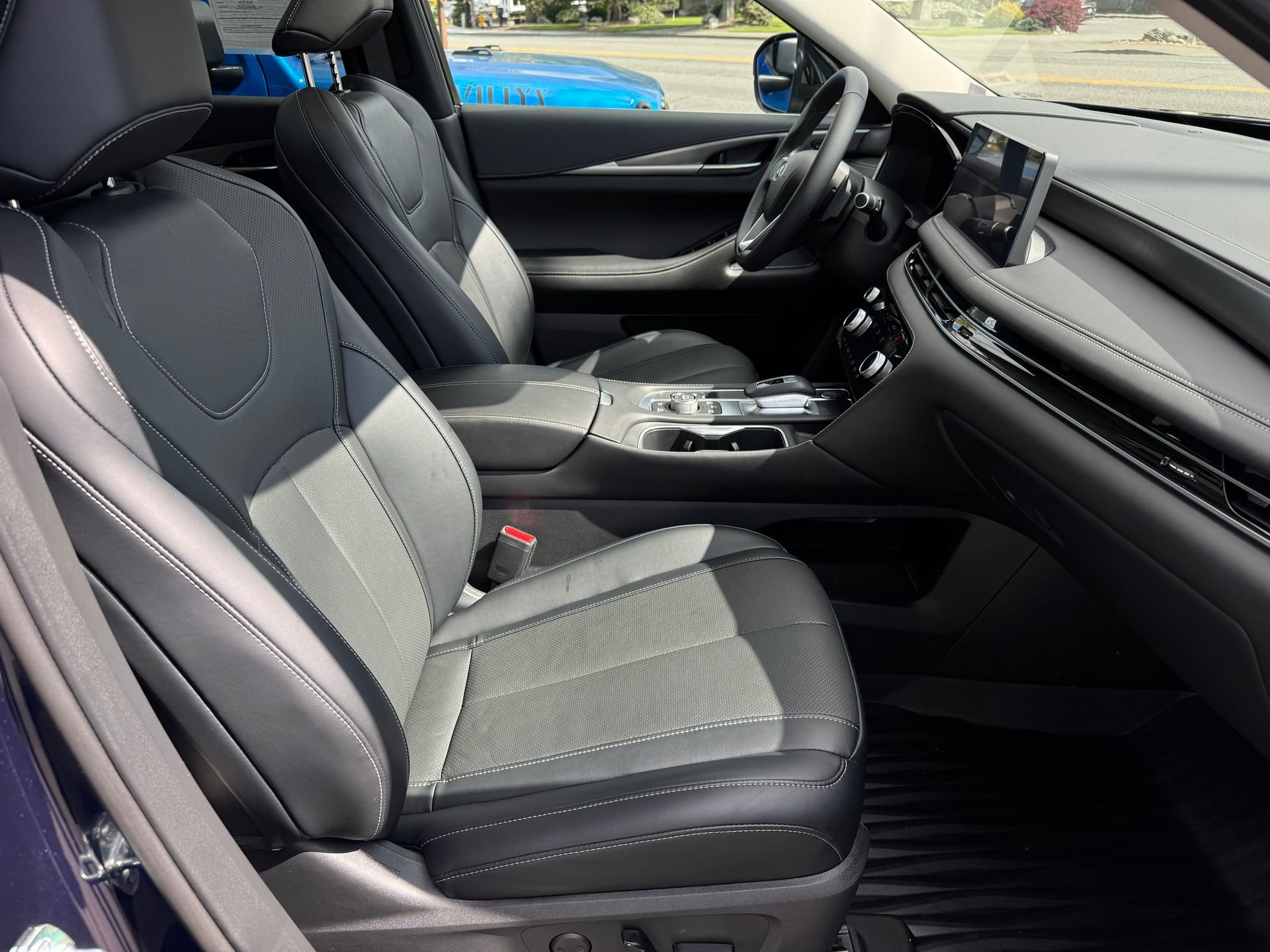 Used 2023 INFINITI QX60 Luxe AWD/4WD image 19