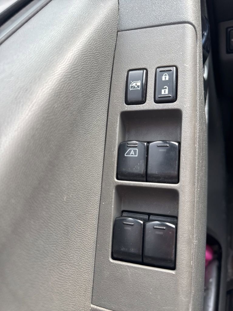 Used 2020 Nissan Frontier SV image 26