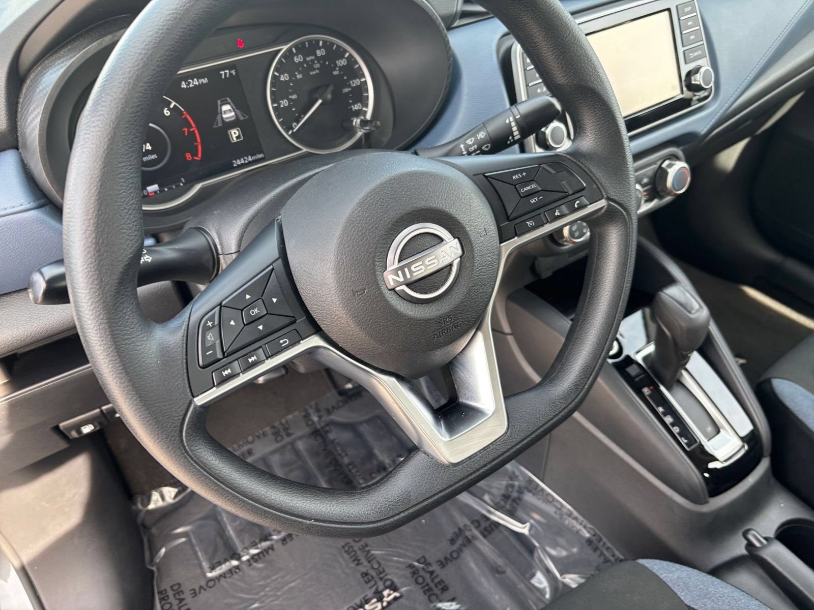 Used 2025 Nissan Versa SV FWD image 25