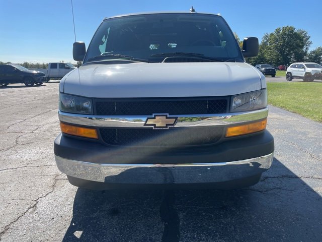 Used 2024 Chevrolet Express 2500 w/ Driver Convenience Package image 2
