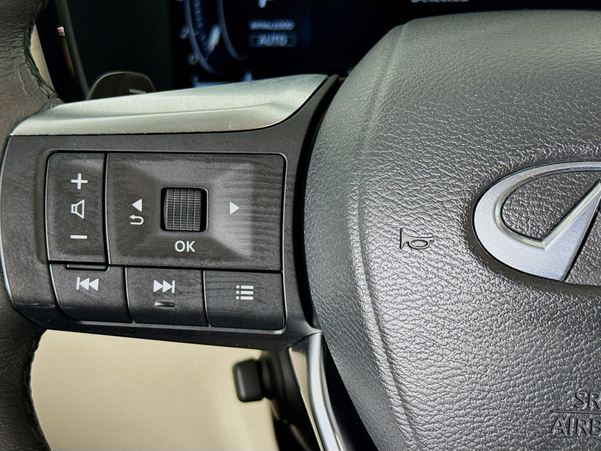 Used 2024 INFINITI QX60 Luxe AWD/4WD image 13