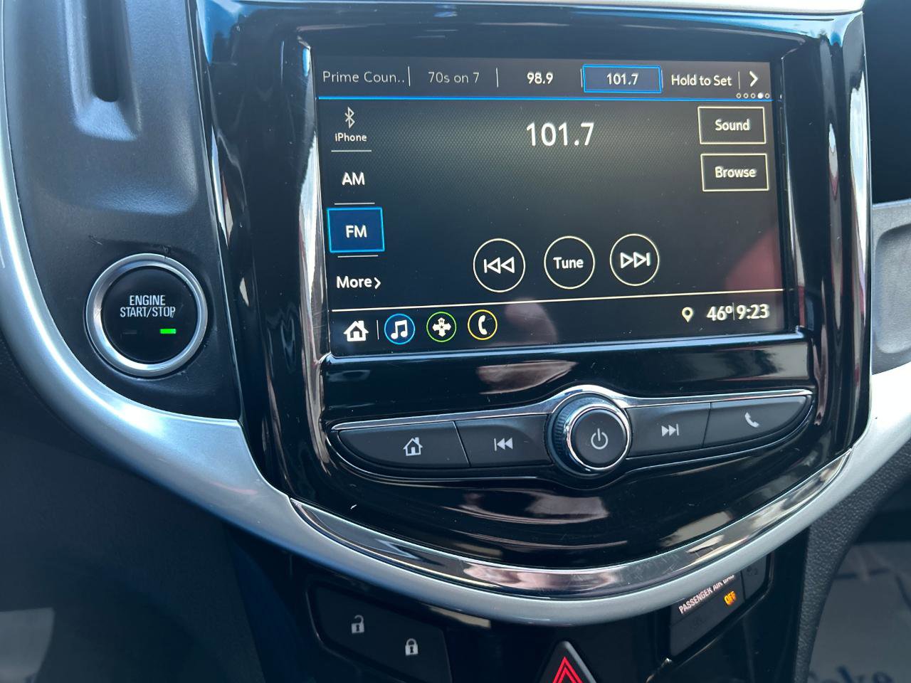 Used 2019 Chevrolet Sonic LT w/ Convenience Package image 8