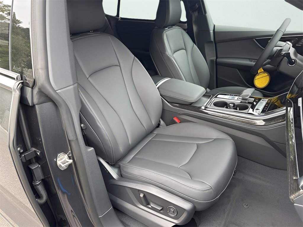 New 2026 Audi Q8 Premium Plus image 15