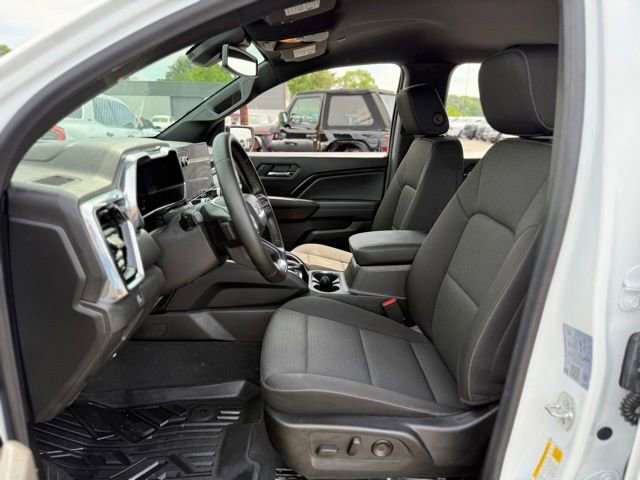 Used 2024 GMC Canyon Elevation w/ Convenience Package AWD/4WD image 13