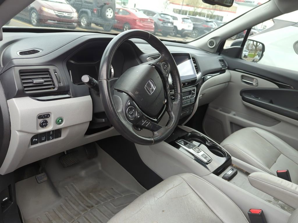 Used 2016 Honda Pilot Elite image 7