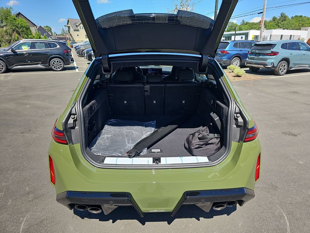New 2026 BMW M5 Touring AWD/4WD image 23