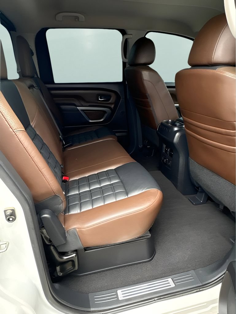 Used 2017 Nissan Titan Platinum Reserve AWD/4WD image 16