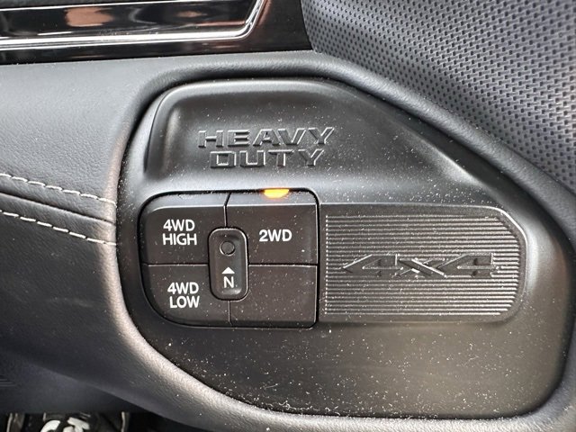 Used 2024 RAM 2500 Limited image 30
