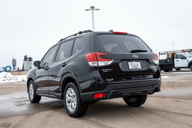 Used 2020 Subaru Forester w/ Alloy Wheel Package AWD/4WD image 5
