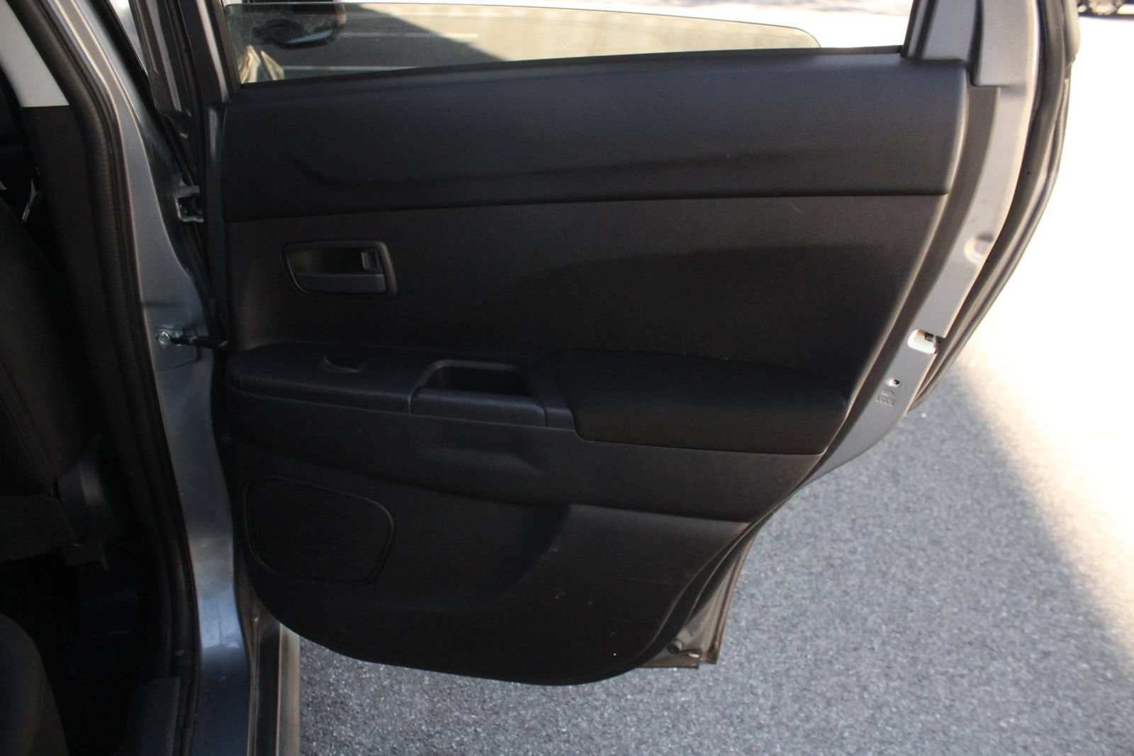 Used 2015 Mitsubishi Outlander Sport ES FWD image 23