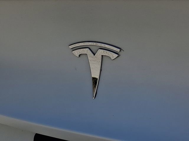 Used 2020 Tesla Model Y Long Range image 34