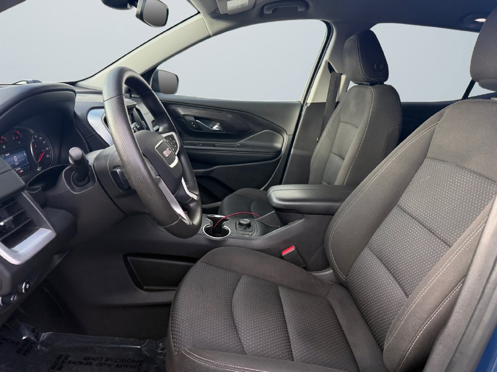 Used 2024 GMC Terrain SLE AWD/4WD image 9