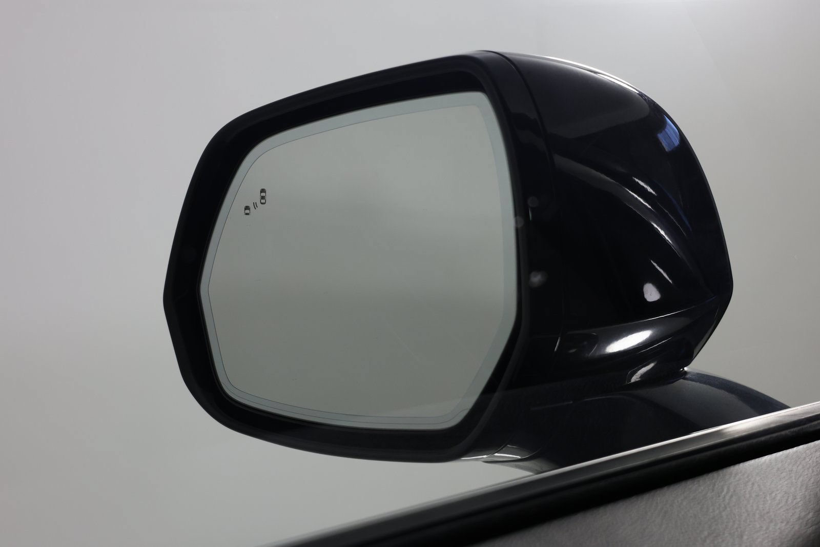 Used 2021 Lincoln Aviator Reserve w/ Class IV Trailer Tow Package AWD/4WD image 17